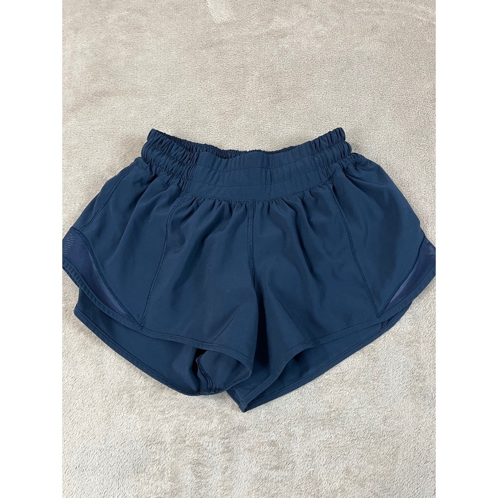 Lululemon Hotty Hot Short II Women's 2.5" Size 2 Navy Blue Nylon Polyester EUC